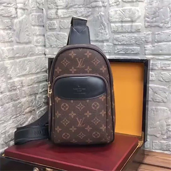 お買い得大人気 ルイヴィトン Louis Vuitton メンズ バッグ 実物の写真 スーパーコピーN品代引き対応国内発送後払い安全信用できるサイト