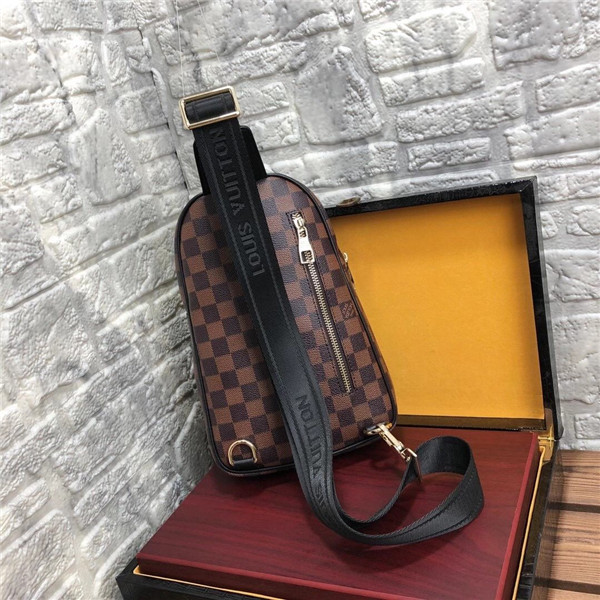 お買い得大人気 ルイヴィトン Louis Vuitton メンズ バッグ 実物の写真 スーパーコピーN品代引き対応国内発送後払い安全信用できるサイト