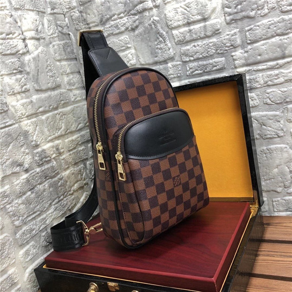 お買い得大人気 ルイヴィトン Louis Vuitton メンズ バッグ 実物の写真 スーパーコピーN品代引き対応国内発送後払い安全信用できるサイト