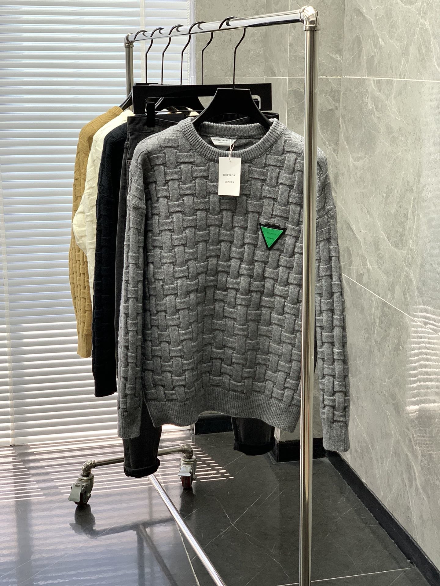 スーパーコピー 服実物の写真 N品  かっこいい おしゃれ 代引き対応国内発送後払い安全必ず届くおすすめ口コミ優良サイト