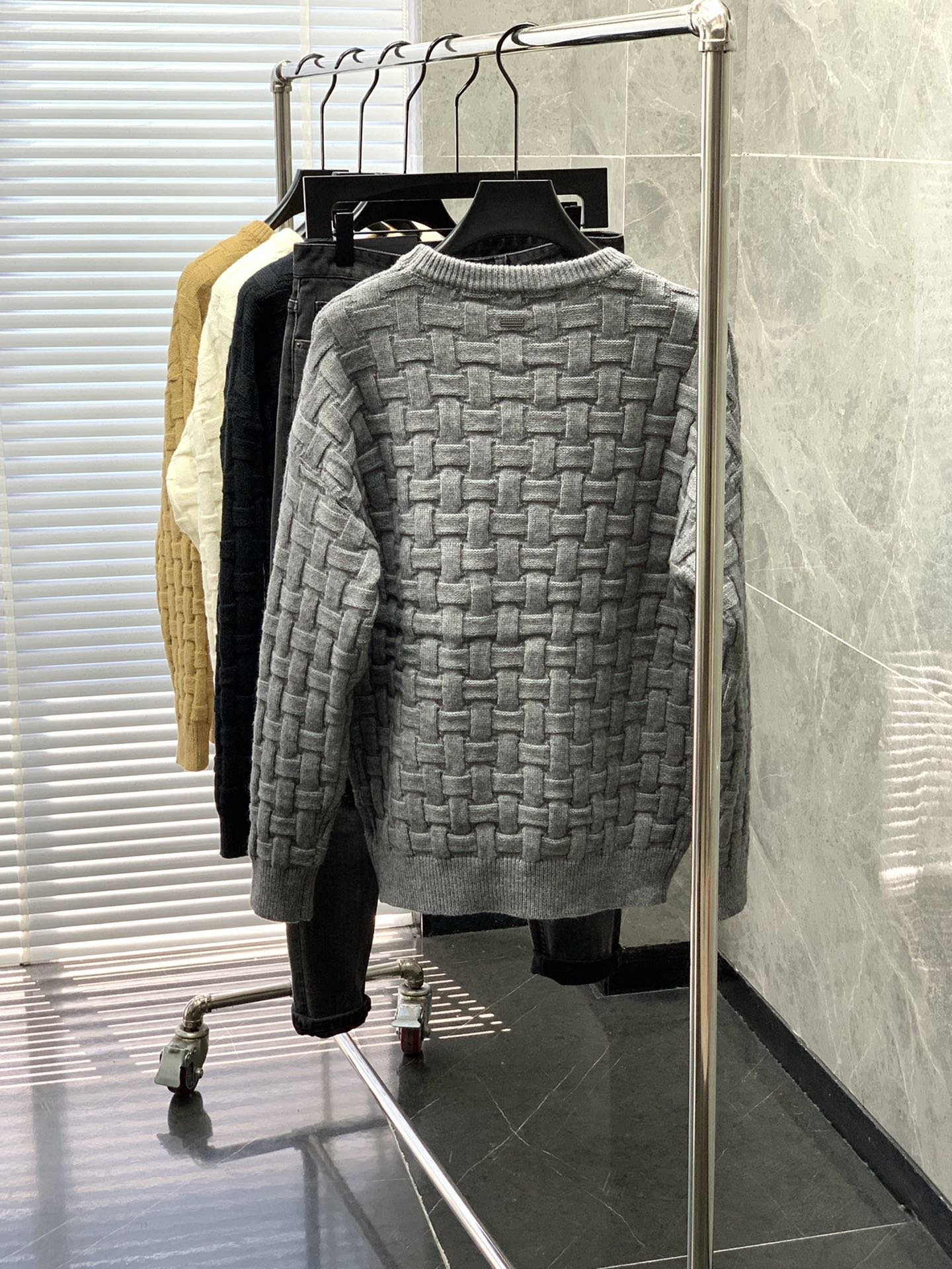 スーパーコピー 服実物の写真 N品  かっこいい おしゃれ 代引き対応国内発送後払い安全必ず届くおすすめ口コミ優良サイト