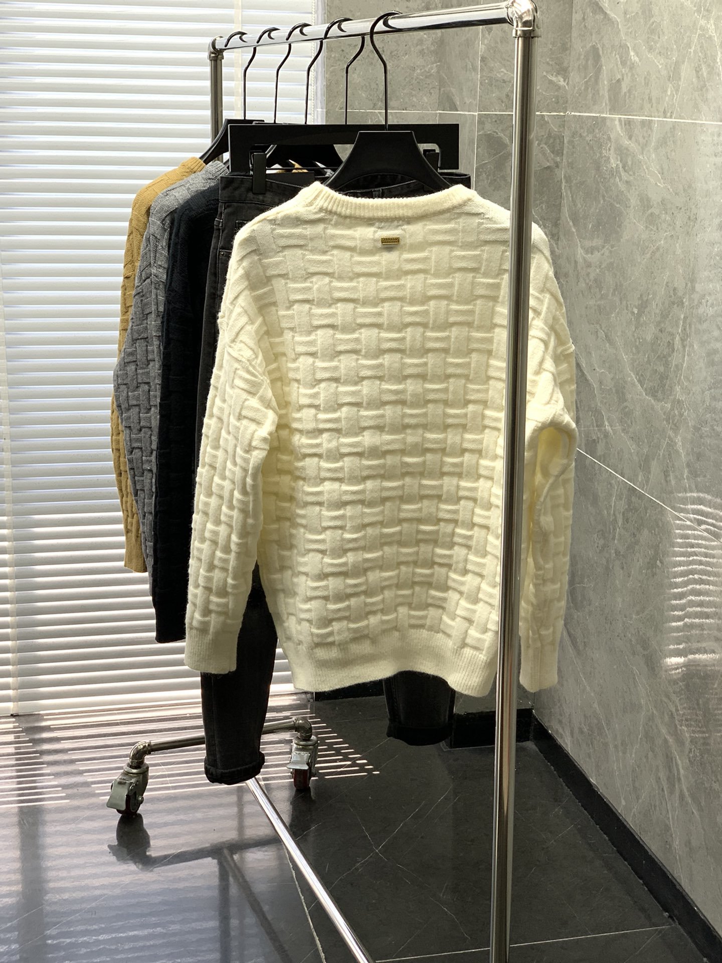 スーパーコピー 服実物の写真 N品  かっこいい おしゃれ 代引き対応国内発送後払い安全必ず届くおすすめ口コミ優良サイト