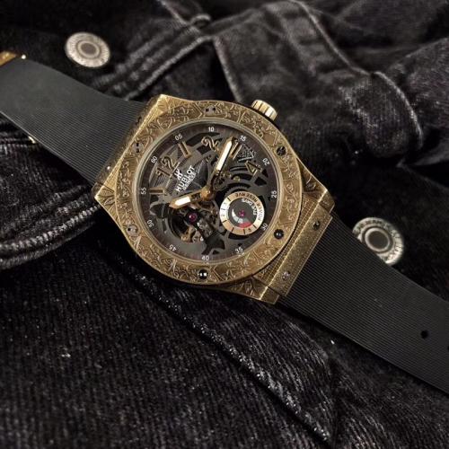 ウブロ（HUBLOTブランド腕時計コピー代引き可能国内発送）メンズ 自動巻き 彫りケース スーパーコピー 時計