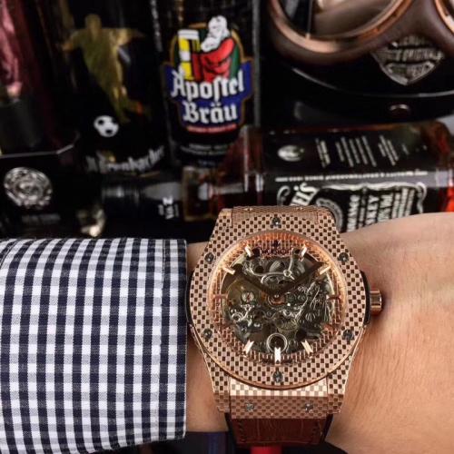 HUBLOT偽物腕時計 ウブロ 最高品質 値下受付 メンズ 腕時計 ビッグバン 時計 実物図
