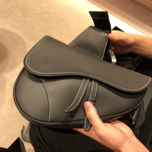 超スーパーコピー後払い Dior homme クリスチャンディオール saddle ショルダーバッグ 093  実物の写真 N品代引き対応国内発送送料無料安全必ず届く信用できるサイト