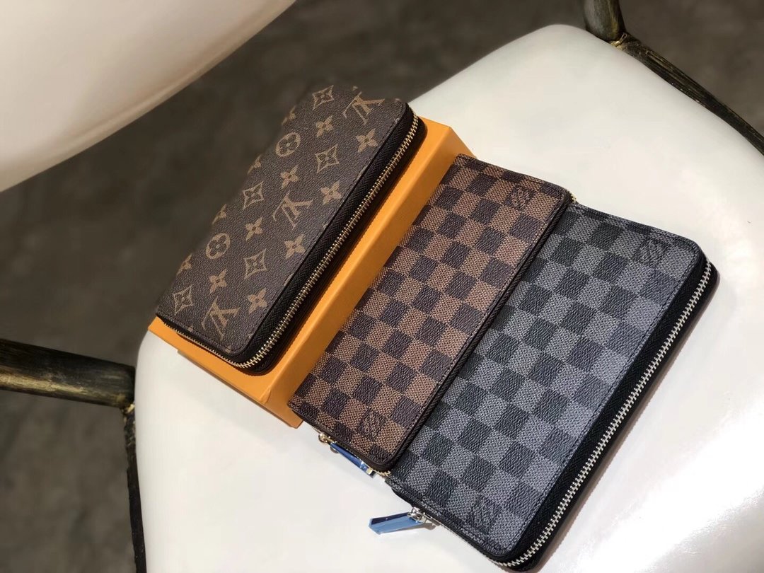 送料無料ルイヴィトン Louis Vuitton M60017 ファスナー長財布 実物の写真 N品スーパーコピー財布代引き対応国内発送後払い