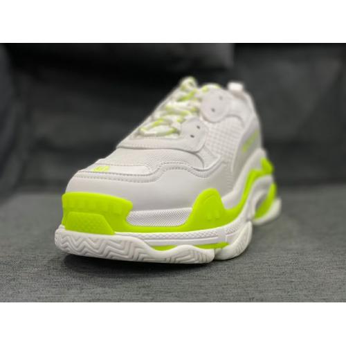 ファッション通販Balenciaga バレンシアガ メンズ/レディース TriPle S ダッドシューズ実物の写真 N品スーパーコピー靴代引き可能国内発送後払い安全必ず届く信用できるサイト