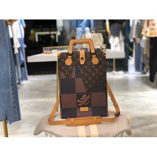 ルイヴィトン Louis Vuitton monogram Nigo オンザゴー ショルダーバッグ M45340 ハンドバッグ 実物の写真 N品スーパーコピーバッグ代引き可能国内発送後払い安全必ず届く...