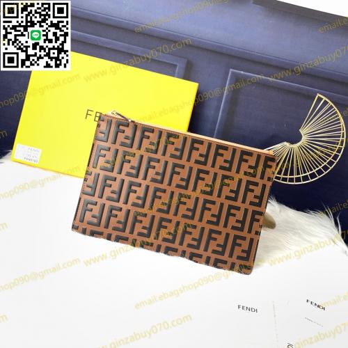 注目のアイテムfendi フェンディ クラッチバッグ F8NO153 実物の写真スーパーコピー財布代引き可能国内発送後払い安全必ず届く信用できるサイト