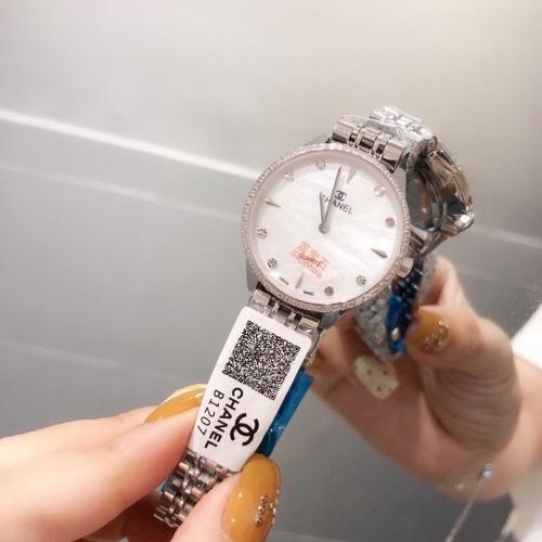 多色シャネル スーパーコピー 時計 レディース クォーツ 実物の写真 N品人気ブランド偽物腕時計代引き対応国内発送後払い安全必ず届くおすすめ口コミ優良サイト