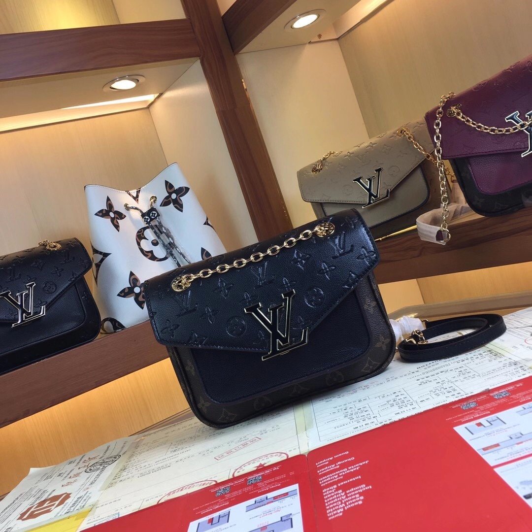 ばれない ルイヴィトン Louis Vuitton  バッグ スーパーコピーバッグN品代引き対応国内発送後払い安全必ず届く人気サイト