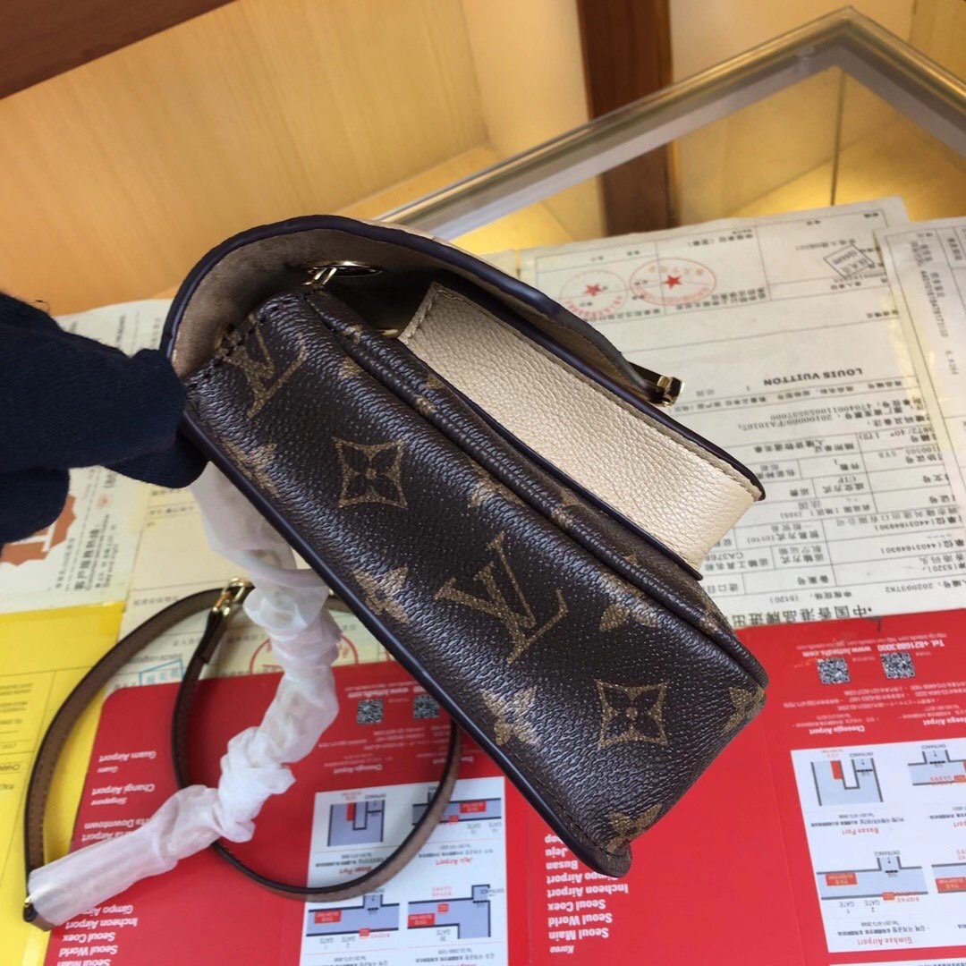ばれない ルイヴィトン Louis Vuitton  バッグ スーパーコピーバッグN品代引き対応国内発送後払い安全必ず届く人気サイト