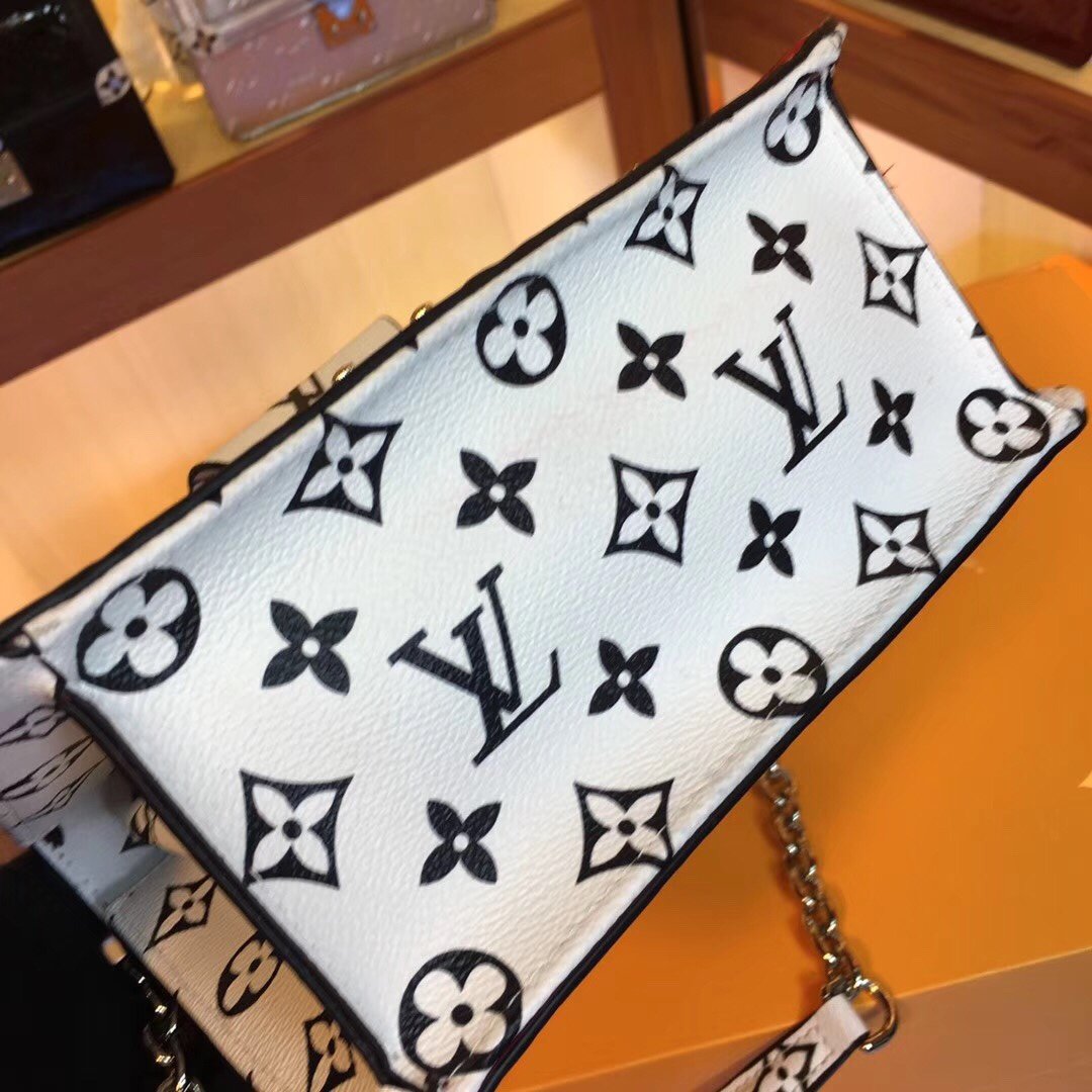 ばれない ルイヴィトン Louis Vuitton  バッグ スーパーコピーバッグN品代引き対応国内発送後払い安全必ず届く人気サイト