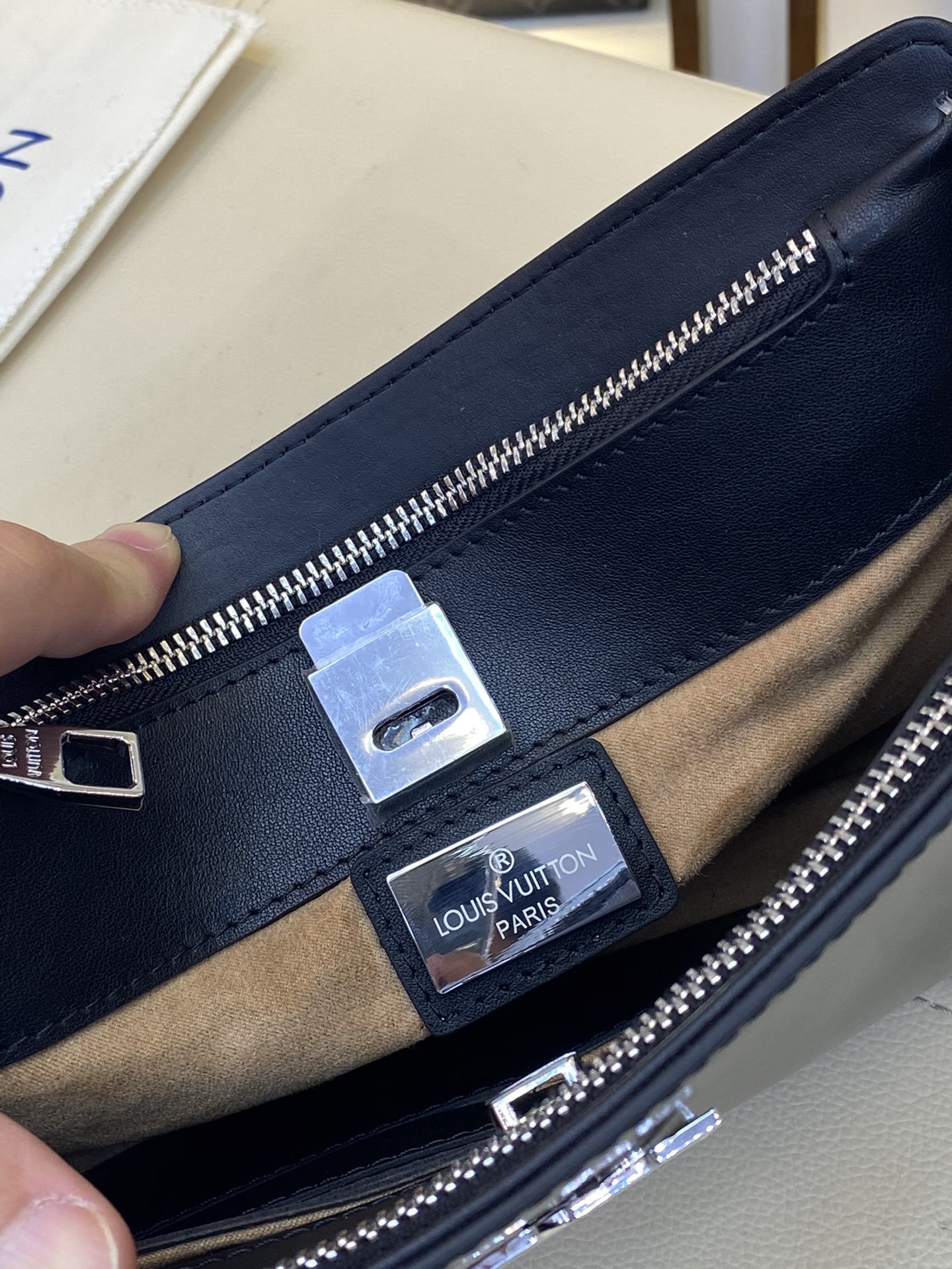 ばれない ルイヴィトン Louis Vuitton  バッグ スーパーコピーバッグN品代引き対応国内発送後払い安全必ず届く人気サイト