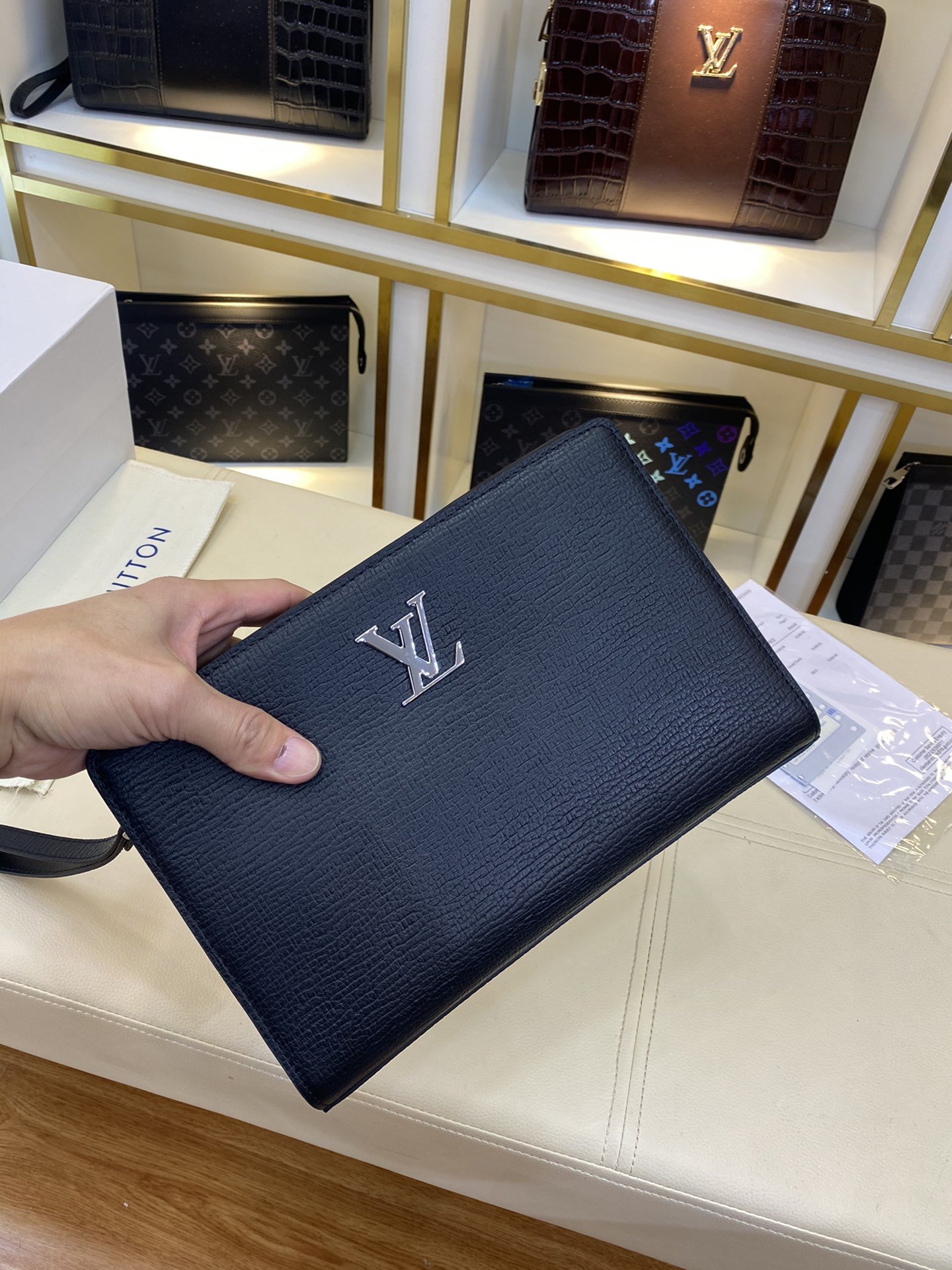 ばれない ルイヴィトン Louis Vuitton  バッグ スーパーコピーバッグN品代引き対応国内発送後払い安全必ず届く人気サイト