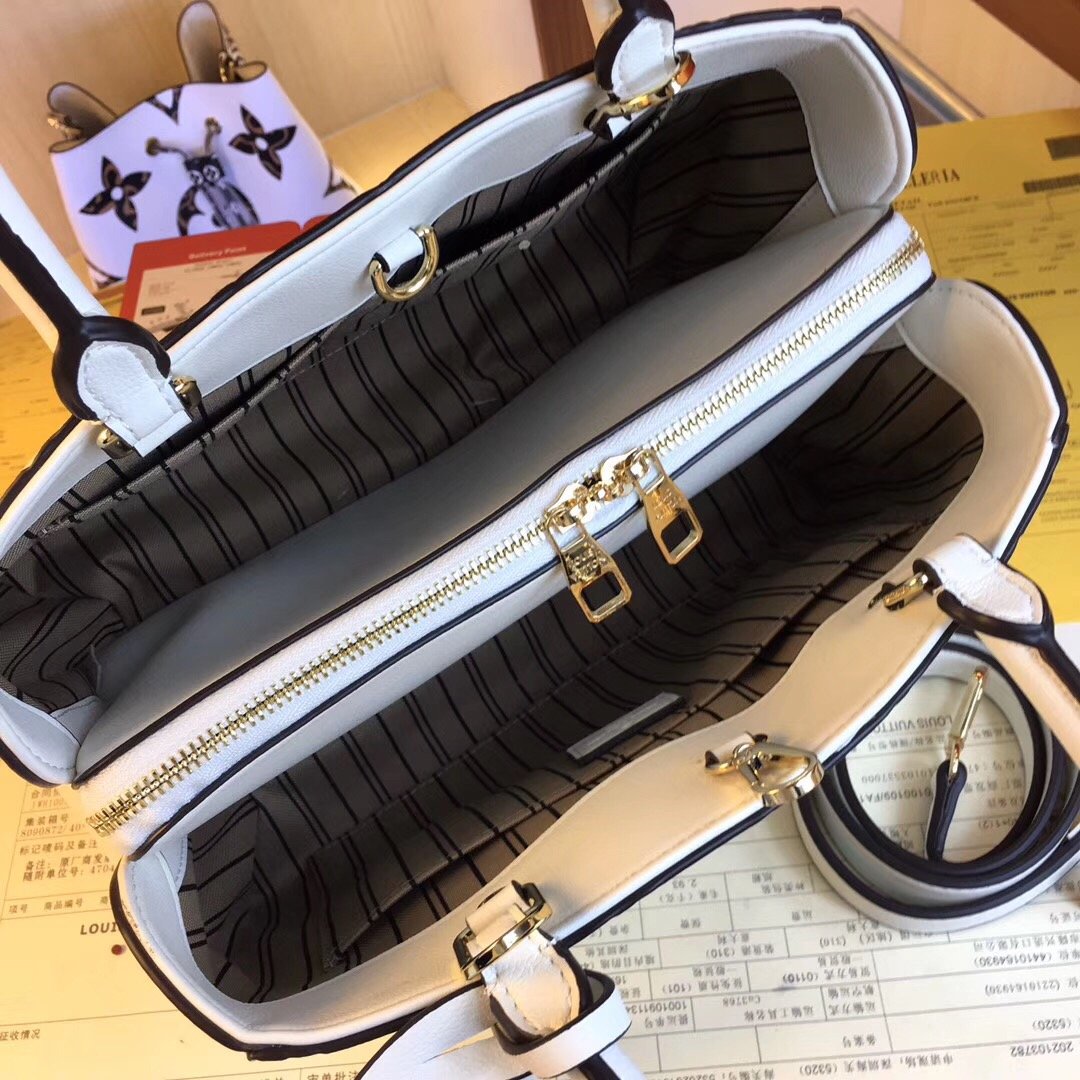 ばれない ルイヴィトン Louis Vuitton  バッグ スーパーコピーバッグN品代引き対応国内発送後払い安全必ず届く人気サイト