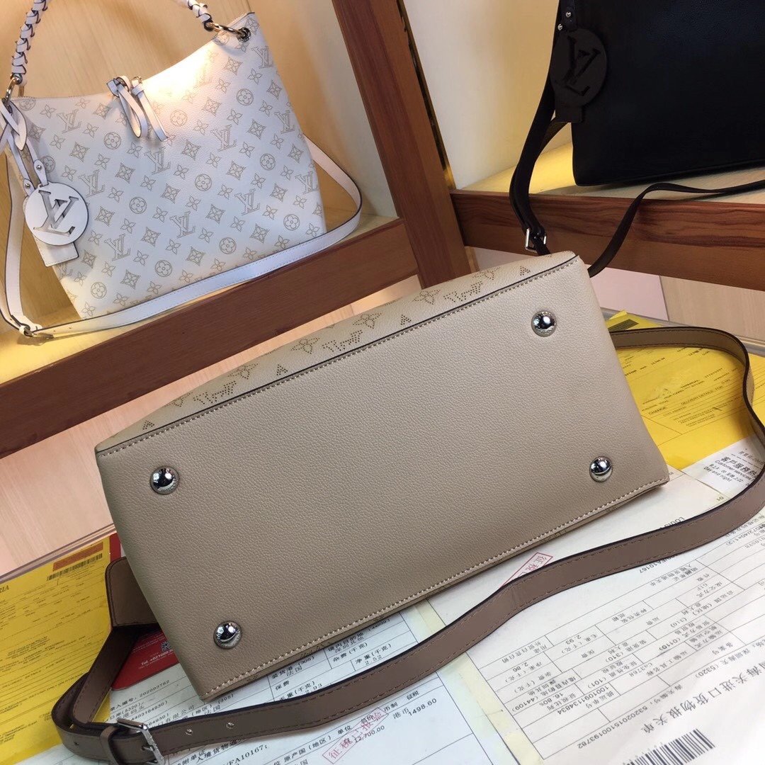 ばれない ルイヴィトン Louis Vuitton  バッグ スーパーコピーバッグN品代引き対応国内発送後払い安全必ず届く人気サイト