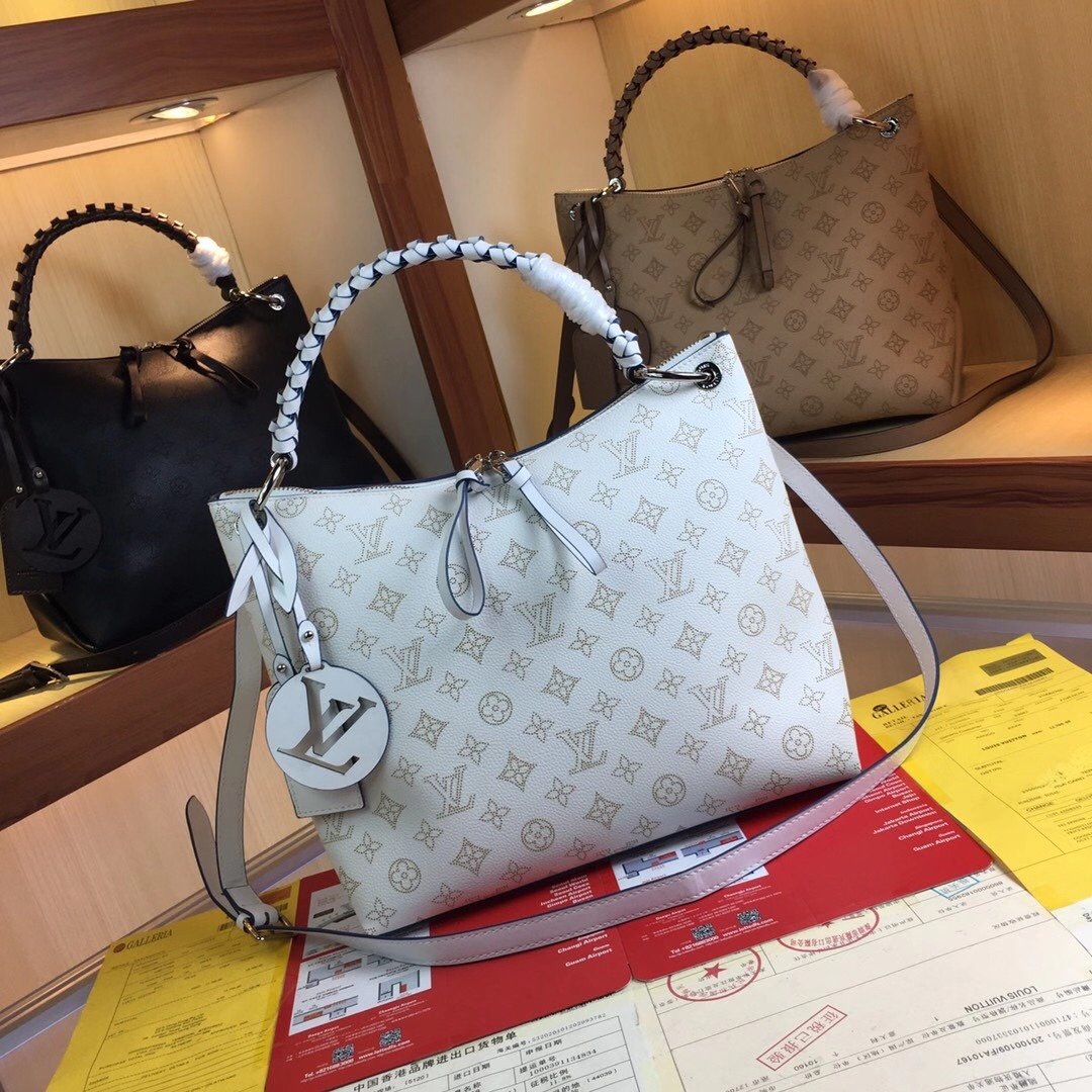 ばれない ルイヴィトン Louis Vuitton  バッグ スーパーコピーバッグN品代引き対応国内発送後払い安全必ず届く人気サイト