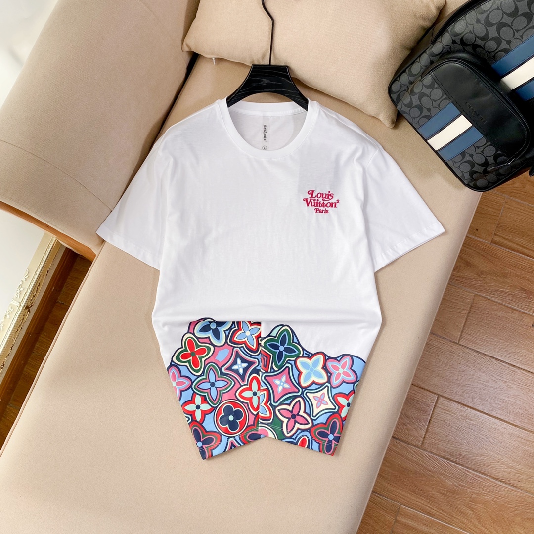 最高品質N品ルイヴィトン Louis Vuitton 半袖Tシャツ 実物の写真 メンズ/レディース スーパーコピー服代引き可能国内発送後払い安全必ず届く信用できるサイト