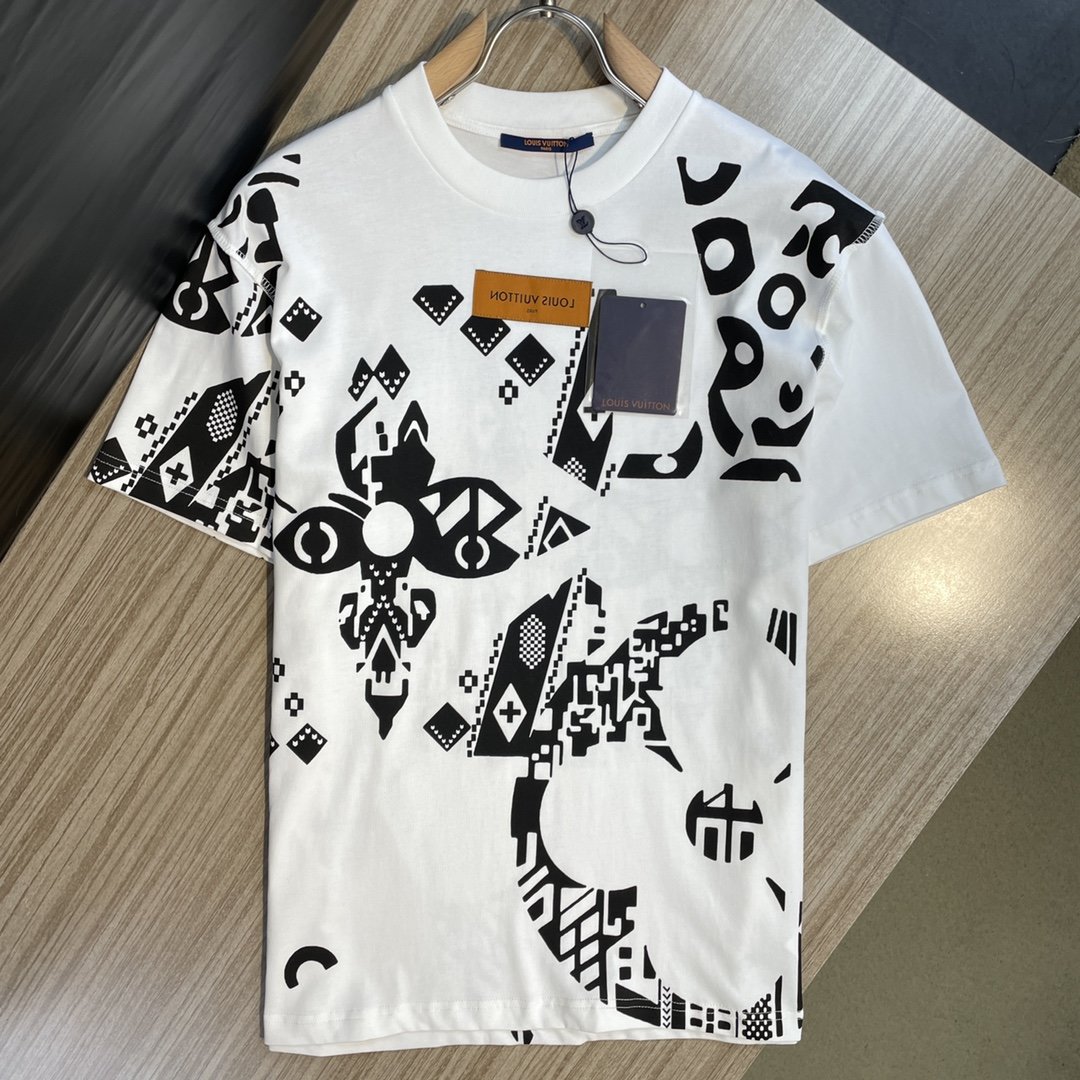 最高品質N品ルイヴィトン Louis Vuitton 半袖Tシャツ 実物の写真 メンズ/レディース スーパーコピー服代引き可能国内発送後払い安全必ず届く信用できるサイト