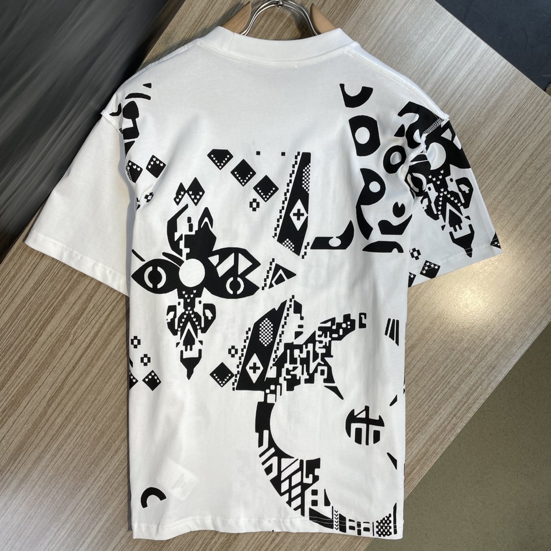 最高品質N品ルイヴィトン Louis Vuitton 半袖Tシャツ 実物の写真 メンズ/レディース スーパーコピー服代引き可能国内発送後払い安全必ず届く信用できるサイト