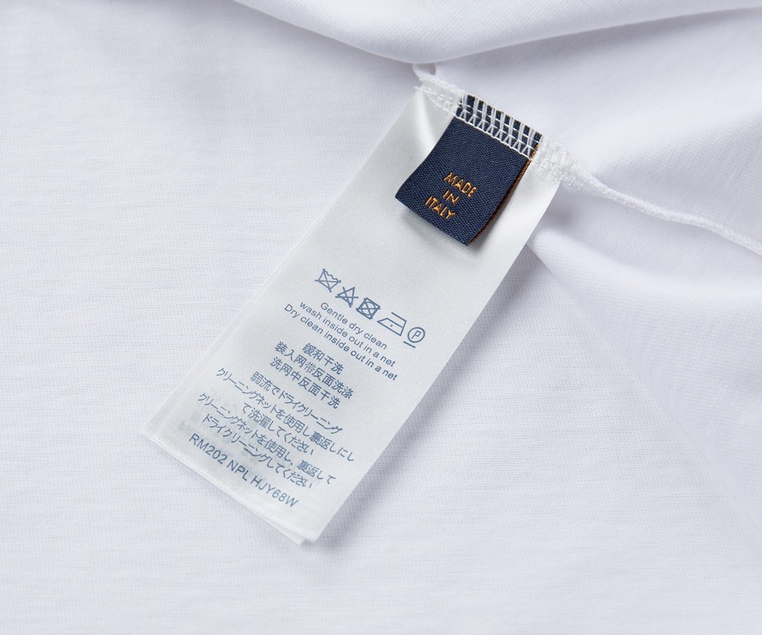 最高品質N品ルイヴィトン Louis Vuitton 半袖Tシャツ 実物の写真 メンズ/レディース スーパーコピー服代引き可能国内発送後払い安全必ず届く信用できるサイト