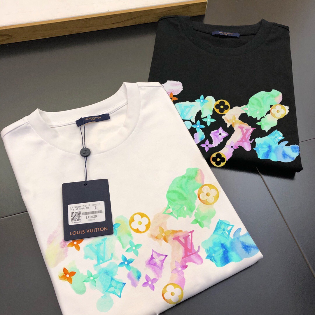 最高品質N品ルイヴィトン Louis Vuitton 半袖Tシャツ 実物の写真 メンズ/レディース スーパーコピー服代引き可能国内発送後払い安全必ず届く信用できるサイト