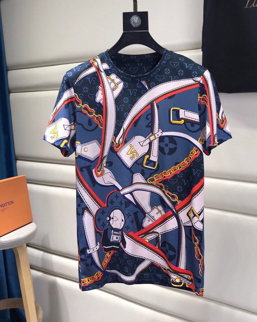 最高品質N品ルイヴィトン Louis Vuitton 半袖Tシャツ 実物の写真 メンズ/レディース スーパーコピー服代引き可能国内発送後払い安全必ず届く信用できるサイト