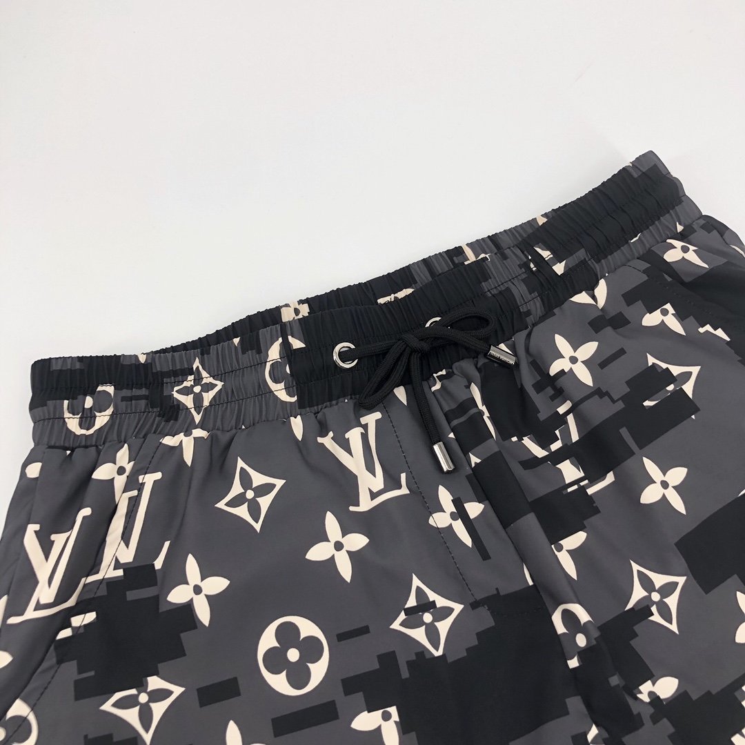 最高品質N品ルイヴィトン Louis Vuitton 半袖Tシャツ 実物の写真 メンズ/レディース スーパーコピー服代引き可能国内発送後払い安全必ず届く信用できるサイト