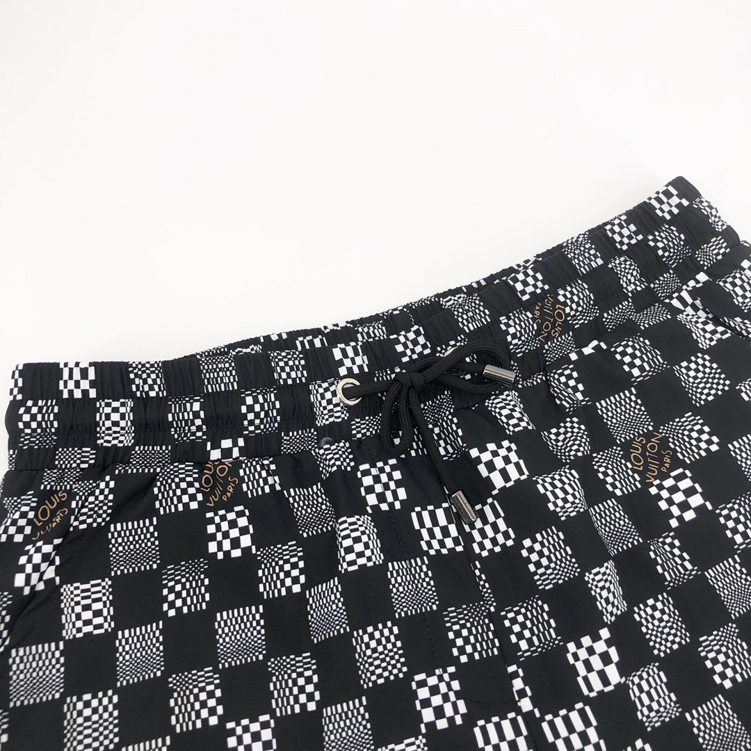 最高品質N品ルイヴィトン Louis Vuitton 半袖Tシャツ 実物の写真 メンズ/レディース スーパーコピー服代引き可能国内発送後払い安全必ず届く信用できるサイト