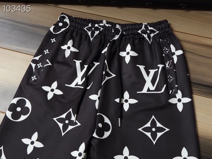 最高品質N品ルイヴィトン Louis Vuitton実物の写真 メンズ/レディース スーパーコピー服代引き可能国内発送後払い安全必ず届く信用できるサイト
