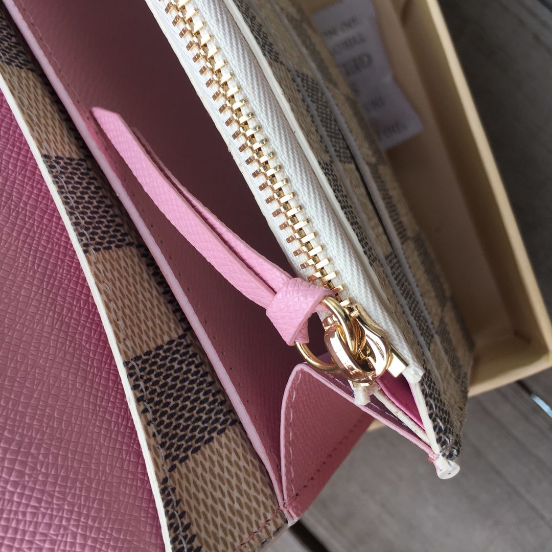 かっこいい おしゃれルイヴィトン Louis Vuitton 財布ブランドスーパーコピーN品代引き可能国内発送後払い安全必ず届く優良サイト