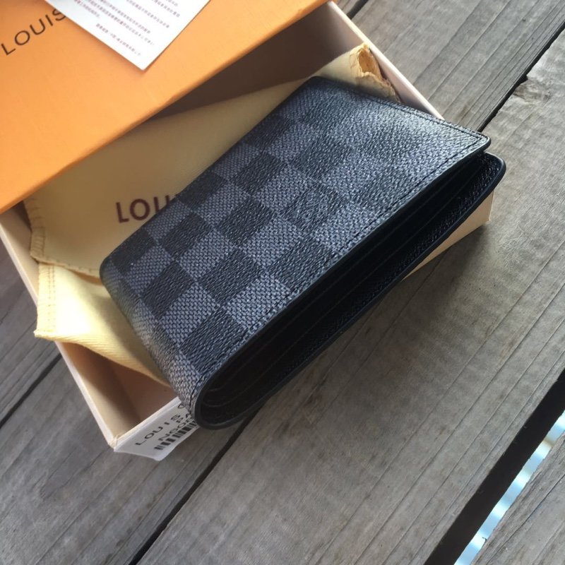 かっこいい おしゃれルイヴィトン Louis Vuitton 財布ブランドスーパーコピーN品代引き可能国内発送後払い安全必ず届く優良サイト