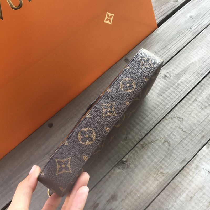 かっこいい おしゃれルイヴィトン Louis Vuitton 財布ブランドスーパーコピーN品代引き可能国内発送後払い安全必ず届く優良サイト