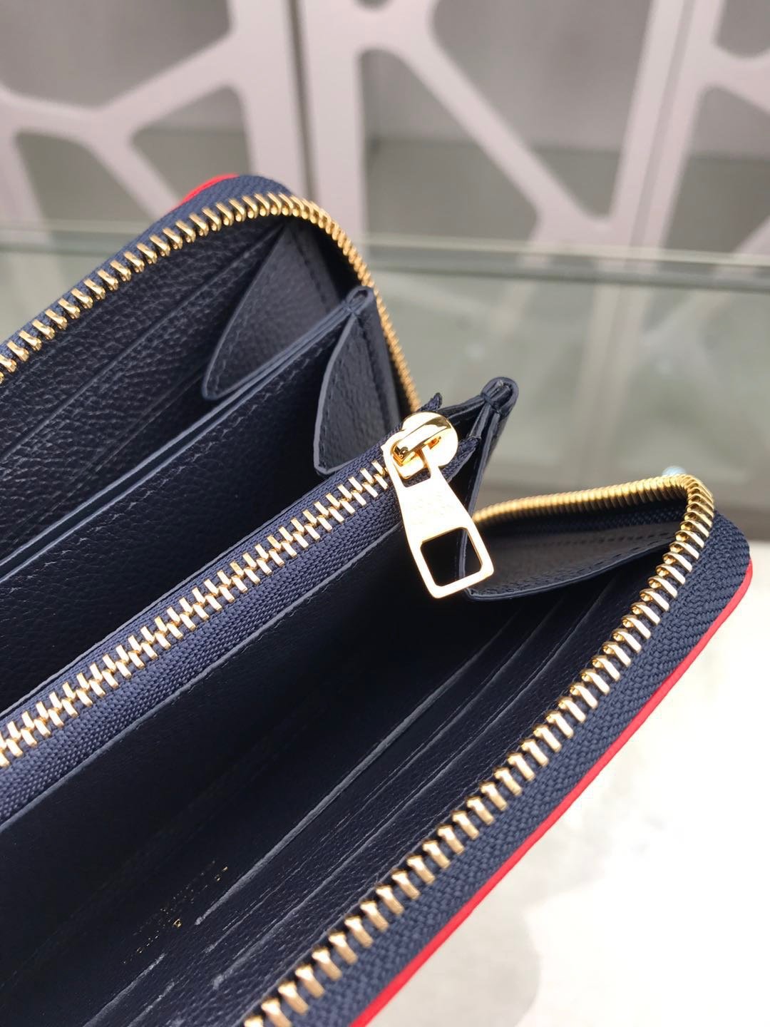 かっこいい おしゃれルイヴィトン Louis Vuitton 財布ブランドスーパーコピーN品代引き可能国内発送後払い安全必ず届く優良サイト