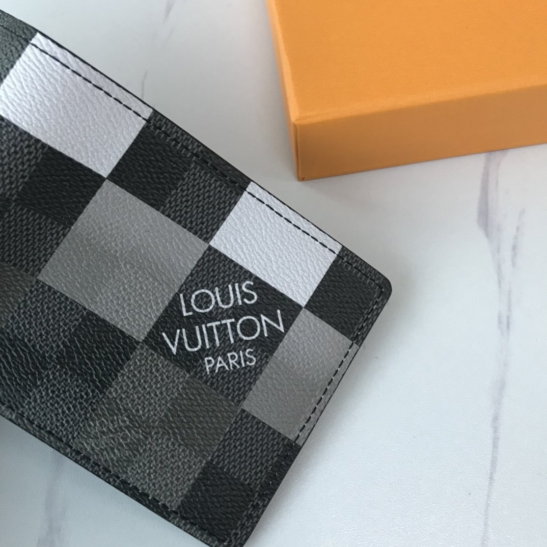 かっこいい おしゃれルイヴィトン Louis Vuitton 財布ブランドスーパーコピーN品代引き可能国内発送後払い安全必ず届く優良サイト