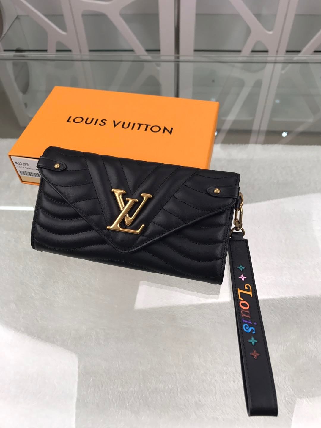 かっこいい おしゃれルイヴィトン Louis Vuitton 財布ブランドスーパーコピーN品代引き可能国内発送後払い安全必ず届く優良サイト