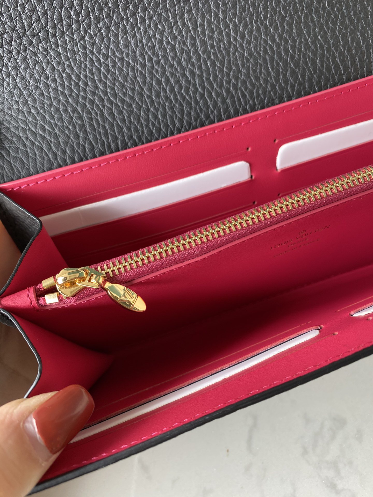 かっこいい おしゃれルイヴィトン Louis Vuitton 財布ブランドスーパーコピーN品代引き可能国内発送後払い安全必ず届く優良サイト