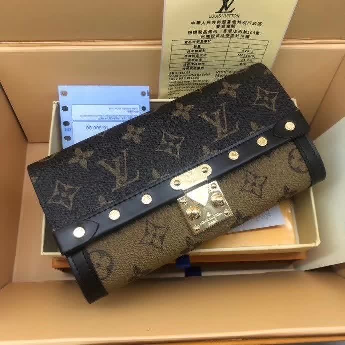 かっこいい おしゃれルイヴィトン Louis Vuitton 財布ブランドスーパーコピーN品代引き可能国内発送後払い安全必ず届く優良サイト