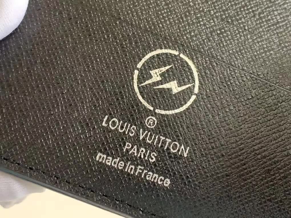 かっこいい おしゃれルイヴィトン Louis Vuitton 財布ブランドスーパーコピーN品代引き可能国内発送後払い安全必ず届く優良サイト