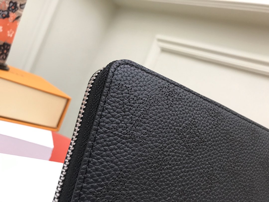 かっこいい おしゃれルイヴィトン Louis Vuitton 財布ブランドスーパーコピーN品代引き可能国内発送後払い安全必ず届く優良サイト