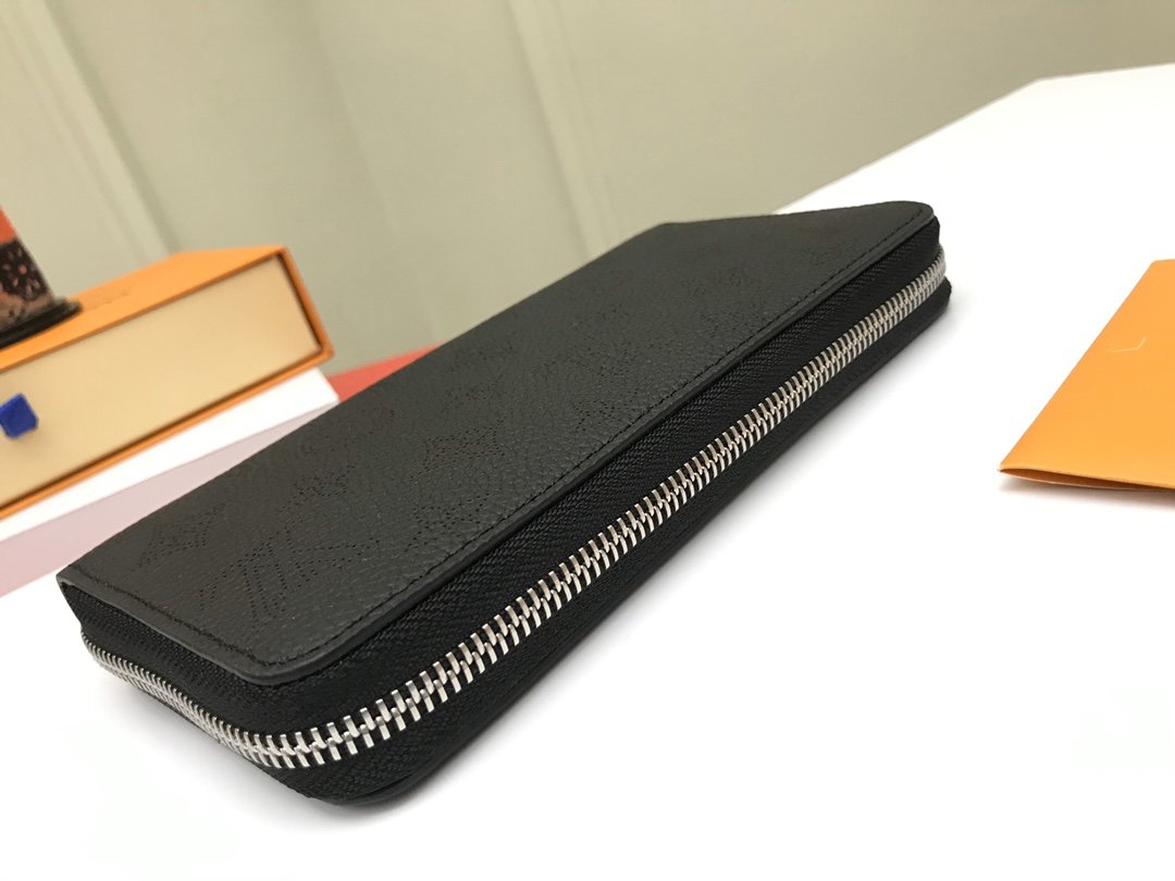 かっこいい おしゃれルイヴィトン Louis Vuitton 財布ブランドスーパーコピーN品代引き可能国内発送後払い安全必ず届く優良サイト