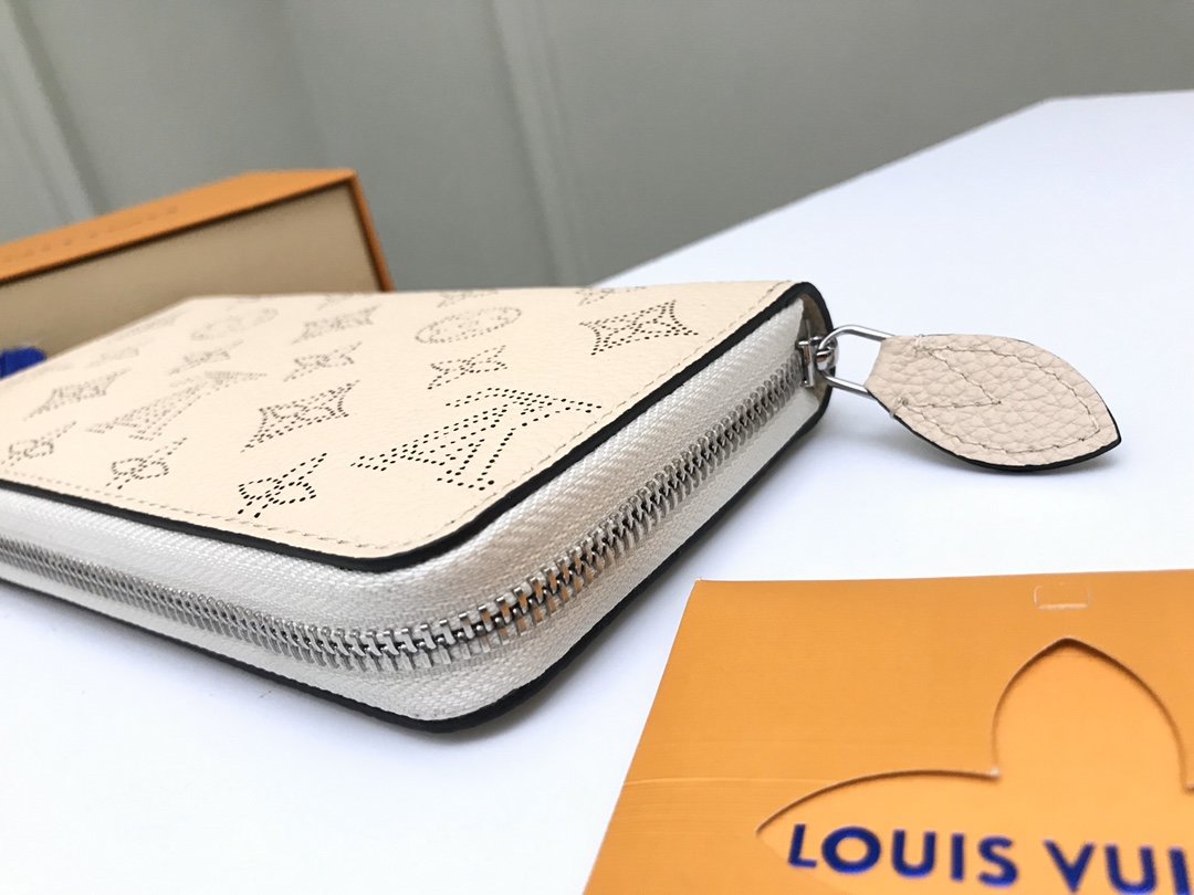 かっこいい おしゃれルイヴィトン Louis Vuitton 財布ブランドスーパーコピーN品代引き可能国内発送後払い安全必ず届く優良サイト
