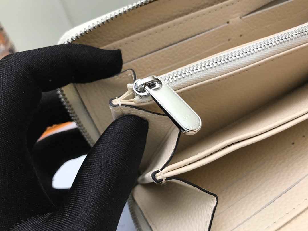 かっこいい おしゃれルイヴィトン Louis Vuitton 財布ブランドスーパーコピーN品代引き可能国内発送後払い安全必ず届く優良サイト