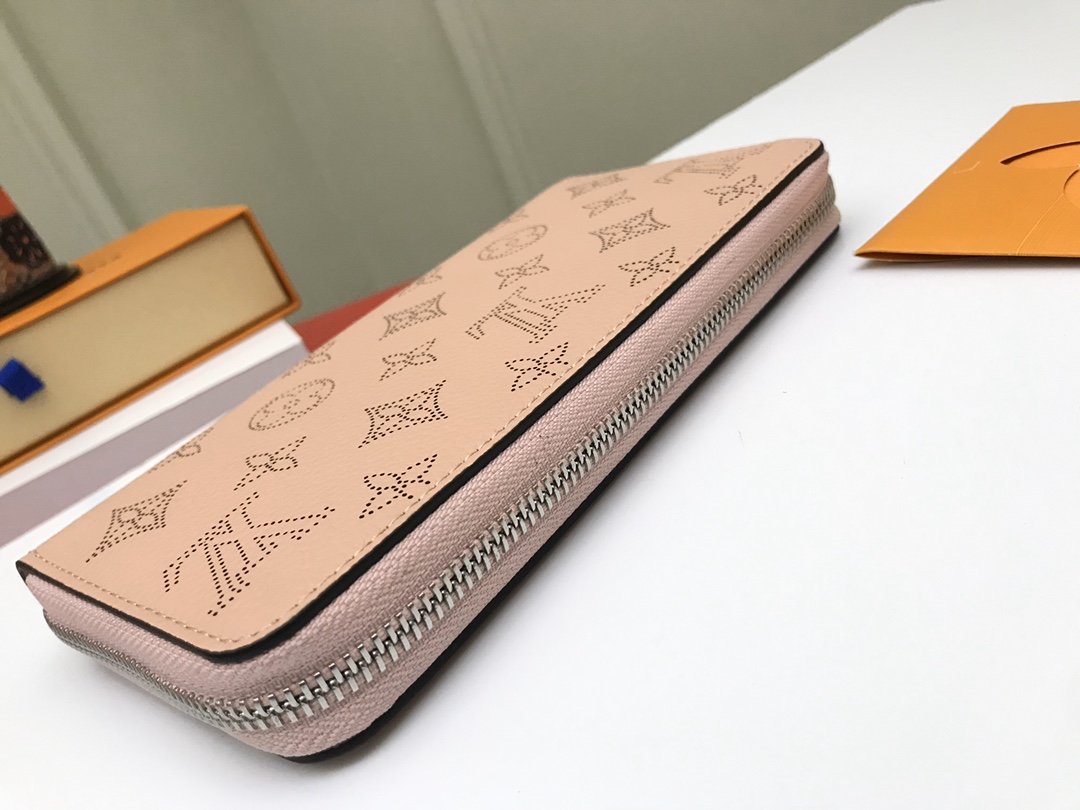 かっこいい おしゃれルイヴィトン Louis Vuitton 財布ブランドスーパーコピーN品代引き可能国内発送後払い安全必ず届く優良サイト
