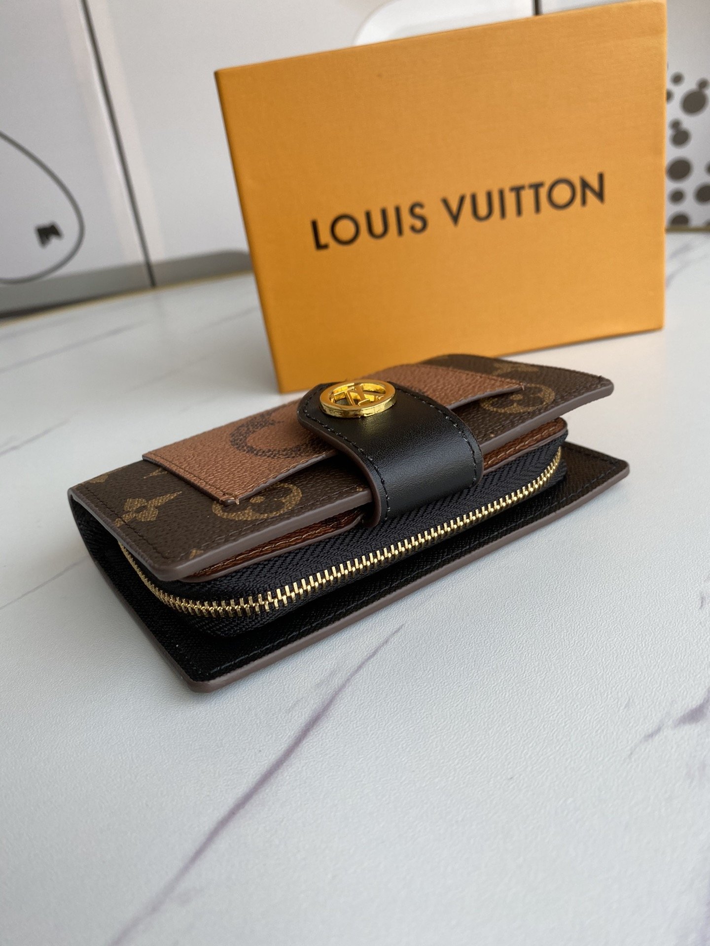 かっこいい おしゃれルイヴィトン Louis Vuitton 財布ブランドスーパーコピーN品代引き可能国内発送後払い安全必ず届く優良サイト