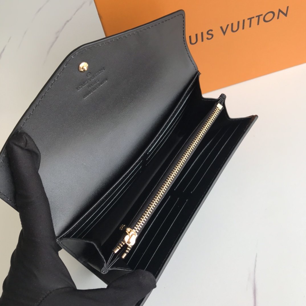 かっこいい おしゃれルイヴィトン Louis Vuitton 財布ブランドスーパーコピーN品代引き可能国内発送後払い安全必ず届く優良サイト