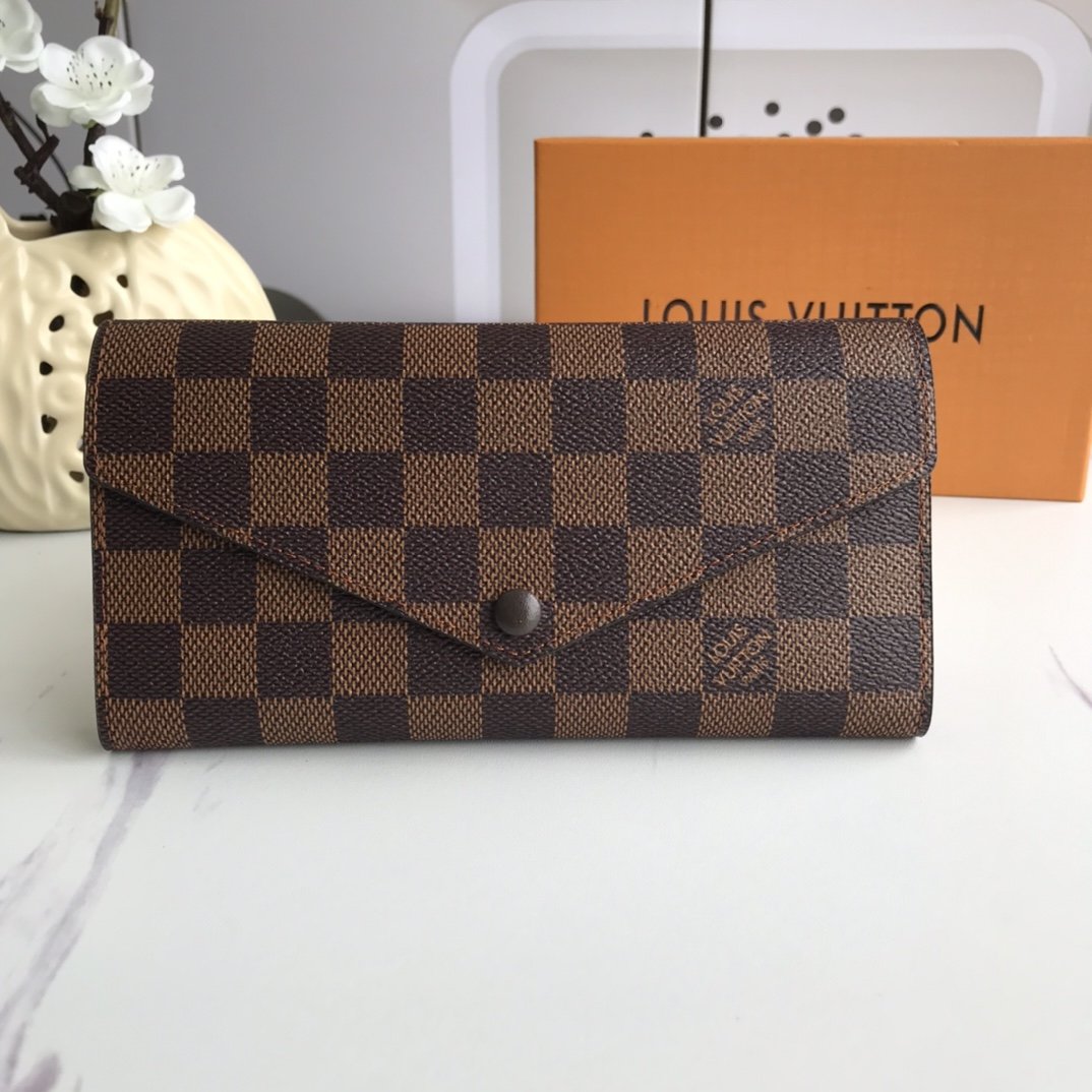 かっこいい おしゃれルイヴィトン Louis Vuitton 財布ブランドスーパーコピーN品代引き可能国内発送後払い安全必ず届く優良サイト