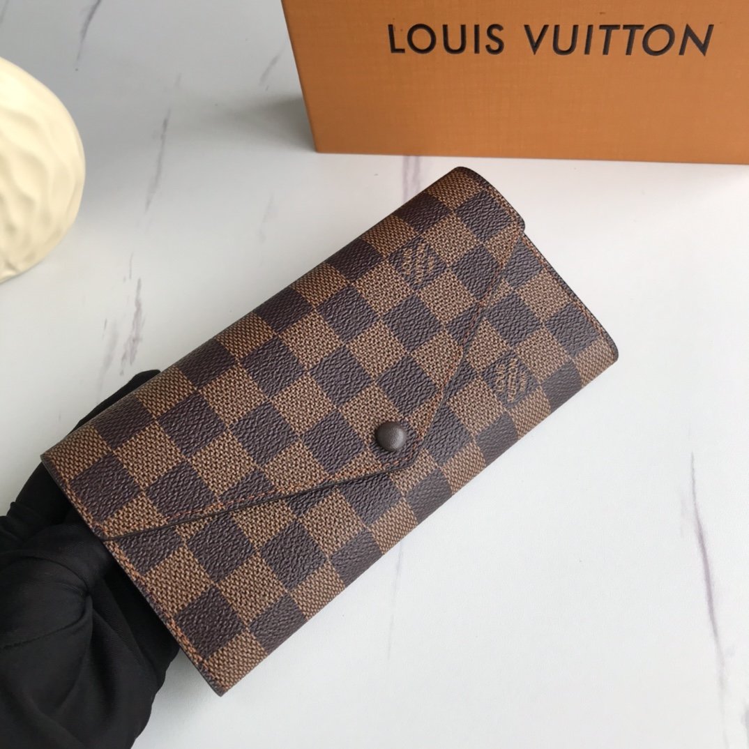 かっこいい おしゃれルイヴィトン Louis Vuitton 財布ブランドスーパーコピーN品代引き可能国内発送後払い安全必ず届く優良サイト