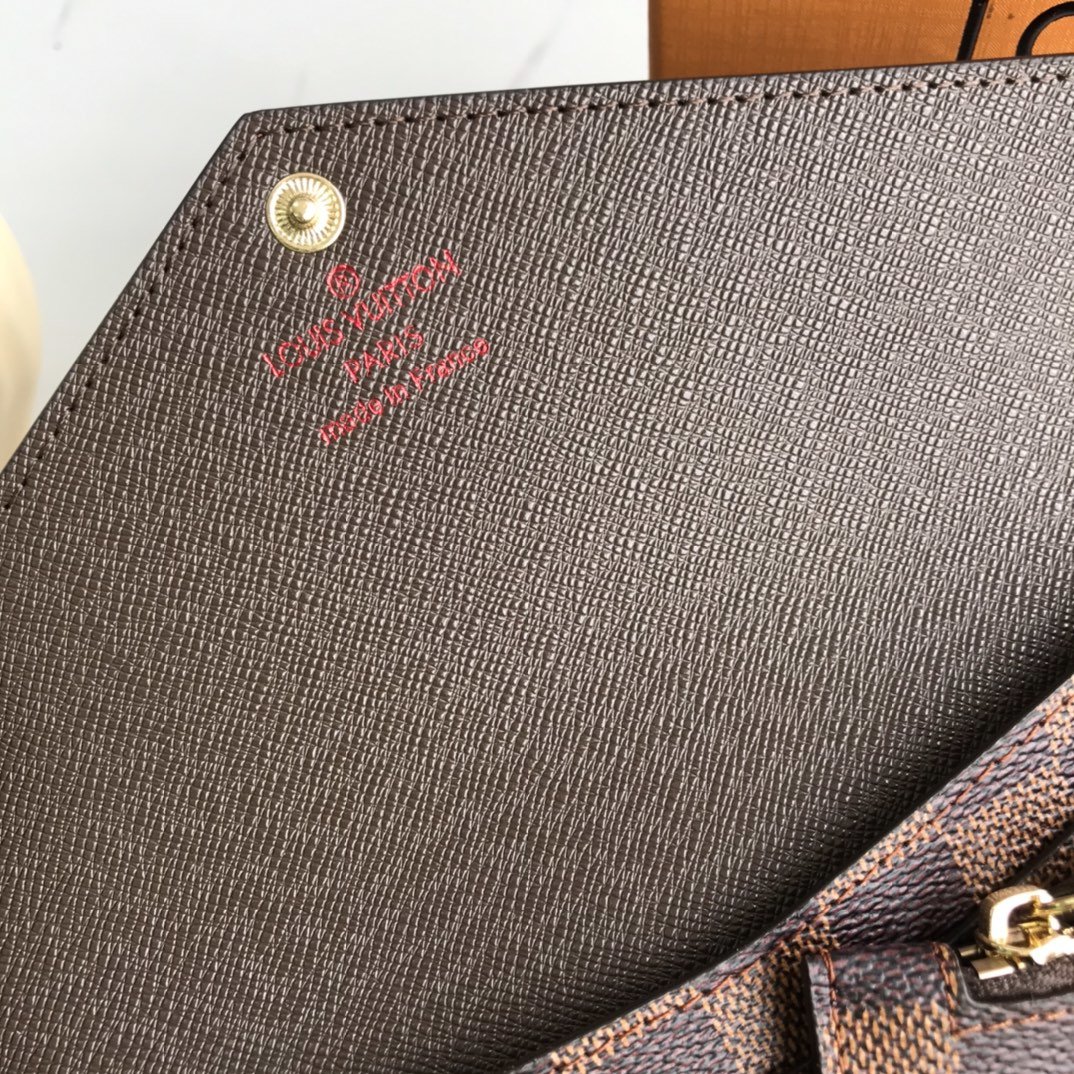 かっこいい おしゃれルイヴィトン Louis Vuitton 財布ブランドスーパーコピーN品代引き可能国内発送後払い安全必ず届く優良サイト